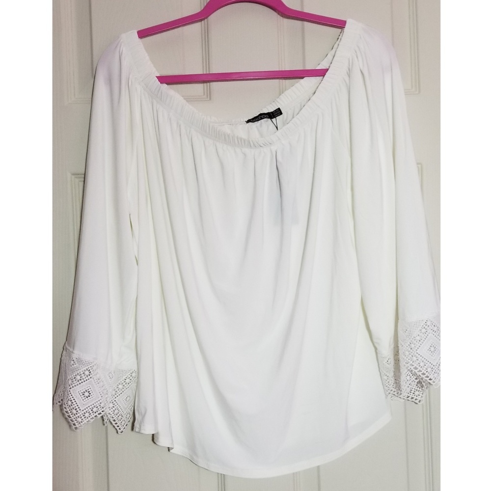 Bell sleeve white top